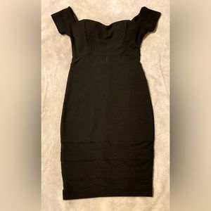 This black dress is perfect for a girls night out. It’s super soft and flexible!